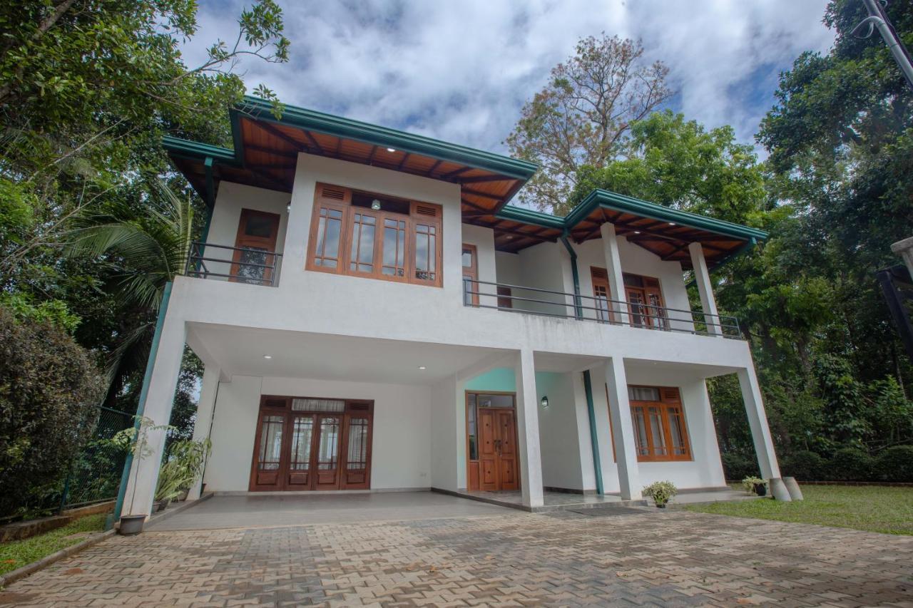 Villa Mount Melody Kandy Bagian luar foto